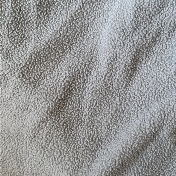 Under Armor Hoodie - Picture 3 of 3